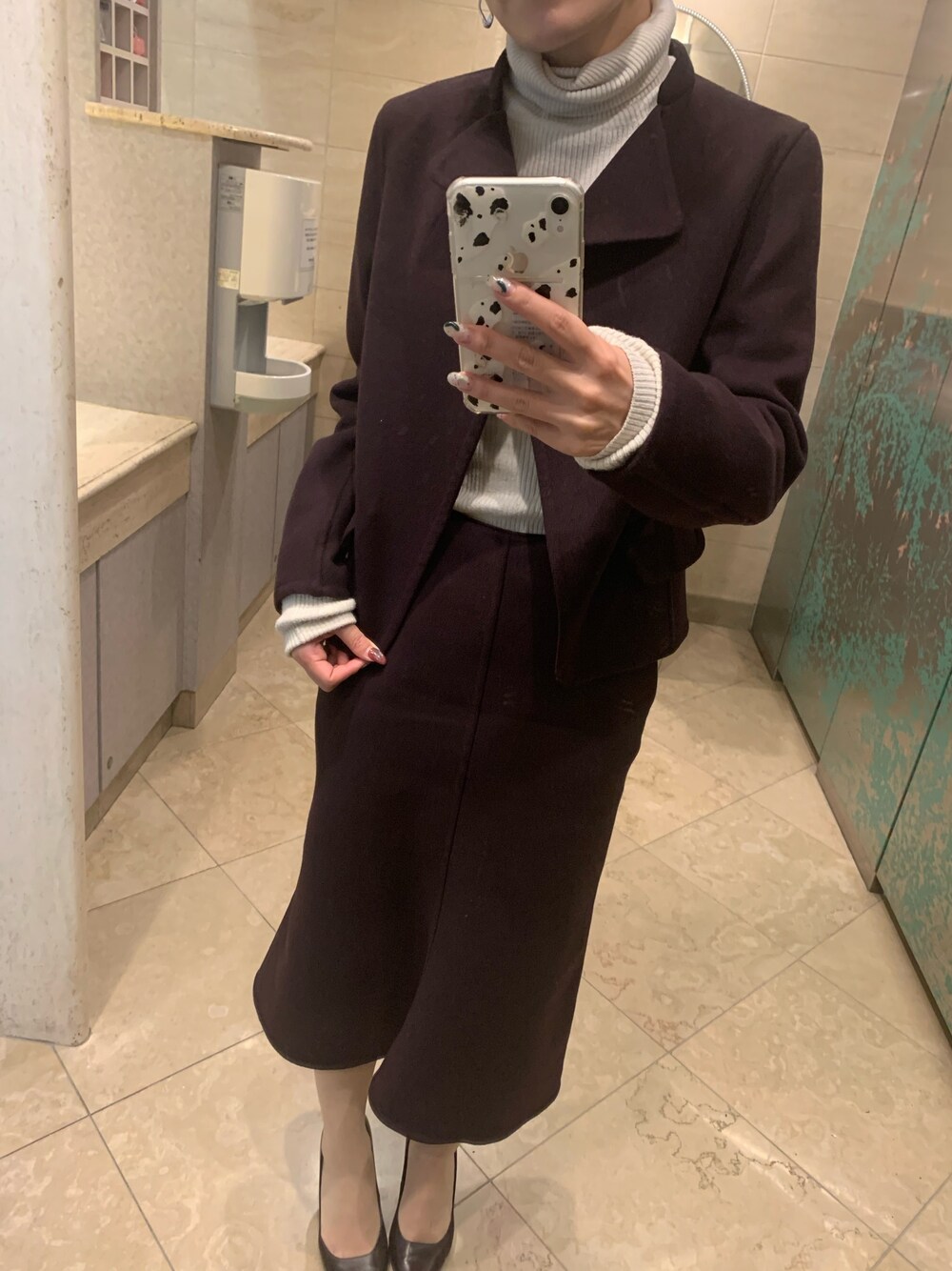 「ユニクロプラスJ、+J、セットアップ、ウールジャケット、ウールスカート、仕事コーデ、仕事着」｜「UNIQLOのアイテム（ノーカラージャケット、ブラウン系）」を使った、mさん（レディース・156cm）の秋コーディネートの1枚目の写真