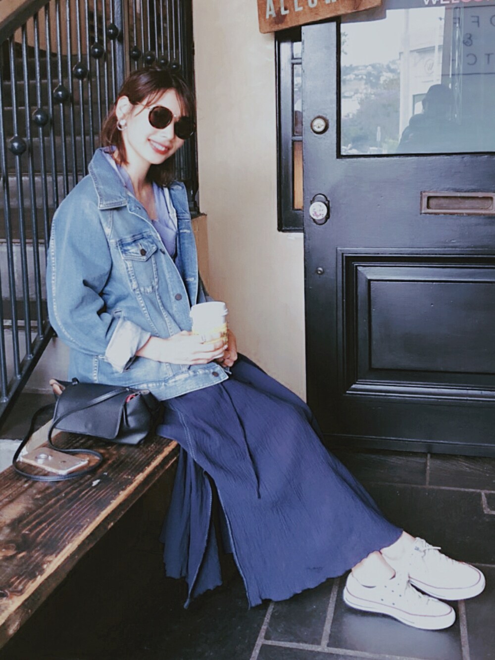 「LAYMEE、glamb、Gジャン、ロングスカート、converse」｜「glambのAnton denim JKT（デニムジャケット、ブルー系）」を使った、ＭＩＣＨＩＲＵさん（レディース・162cm）の夏コーディネートの1枚目の写真