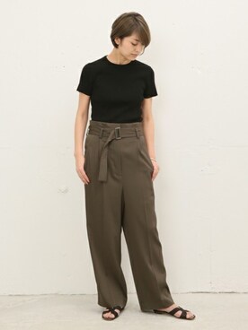 「CINOH（チノ）のアイテム（パンツ）」を使った、AYAさん（レディース・163cm）の冬コーディネート