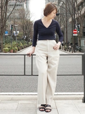 「アイテム（バングル/リストバンド）」を使った、AYAさん（レディース・163cm）の春コーディネート