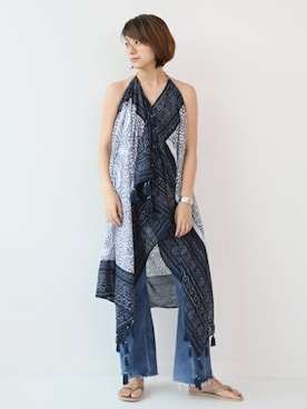 「アイテム（ビーチサンダル）」を使った、AYAさん（レディース・163cm）の夏コーディネート