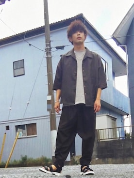 「アイテム（ピアス（片耳用）、グレー系）」を使った、まー。さん（メンズ・176cm）の夏コーディネート