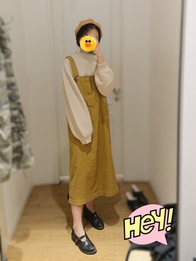 「LOWRYS FARM（ローリーズファーム）のアイテム（トップス、ベージュ系）」を使った、螃蟹奶油可乐饼さん（レディース）の冬コーディネート