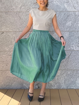 「UNIQLO（ユニクロ）のアイテム（スカート、グリーン系）」を使った、ミントさん（レディース・160cm）の春コーディネート