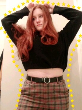 「GLASSONS（グラッソンズ）のアイテム」を使った、Stephanie Galovicさん（レディース・150cm）の秋コーディネート