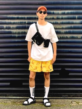 「Champion（チャンピオン）のアイテム（Tシャツ/カットソー）」を使った、macky☺︎さん（メンズ・172cm）の夏コーディネート