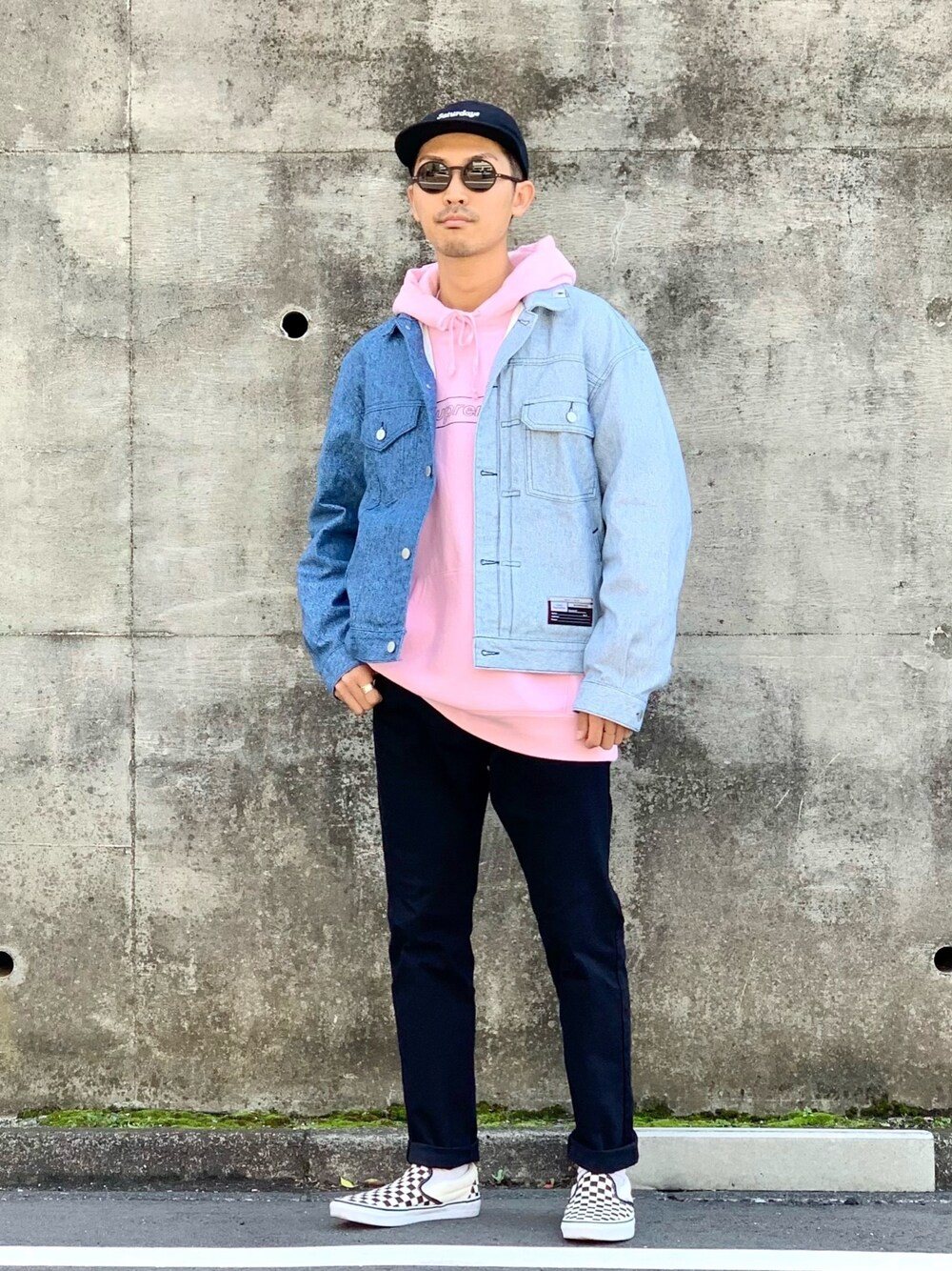 デニムジャケットを使った「GU×MIHARAYASUHIRO」の人気