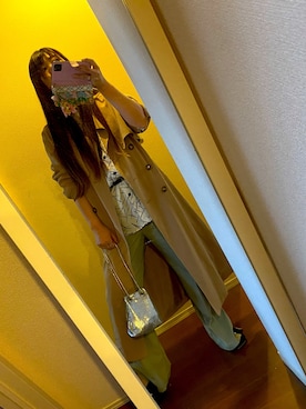 「ロングヘア」｜「アイテム（トレンチコート）」を使った、AyaTさん（レディース・161cm）の春コーディネート