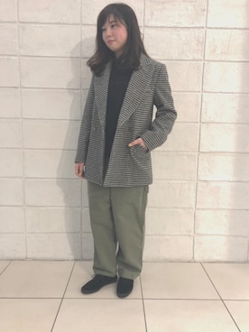 「TICCA（ティッカ）のアイテム（カーゴパンツ）」を使った、オオウチさん（レディース・160cm）の冬コーディネート