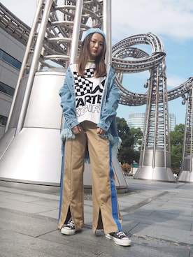 「アイテム（チョーカー、イエロー系）」を使った、yuriiさん（レディース・163cm）の春コーディネート