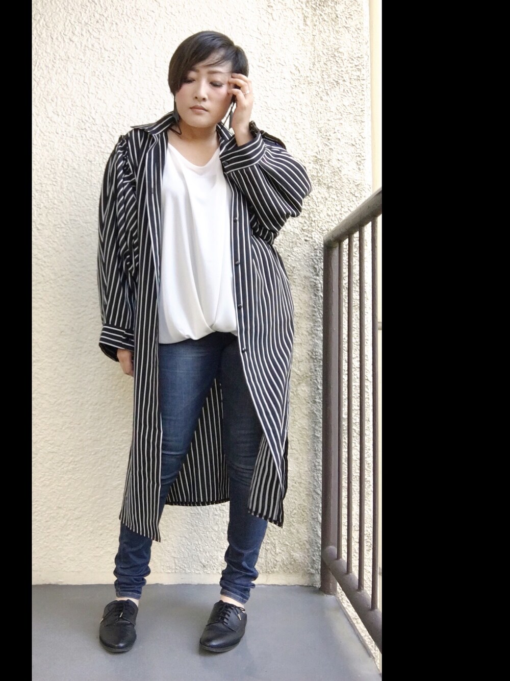 「PUNYUS、Lilidia、UNIQLO、ESPERANZA、日焼け対策、エスペランサ、ぽっちゃり、ぽっちゃりコーデ、ビッグシルエット」｜「PUNYUSのアイテム（シャツワンピース、ブラック系）」を使った、manaさん（レディース・161cm）の春コーディネートの1枚目の写真