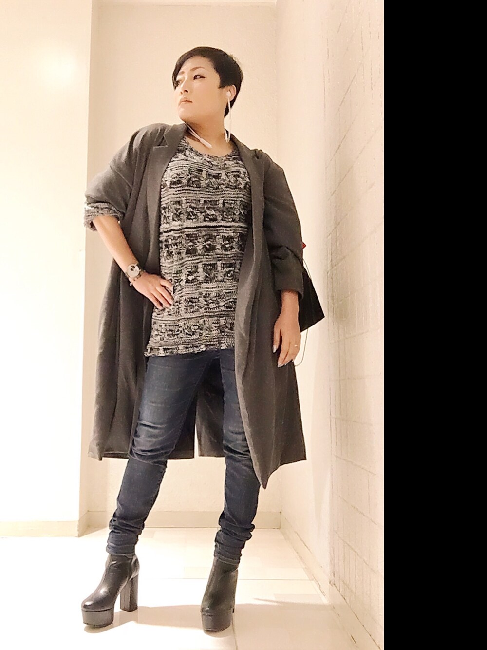 「オトナカジュアル、ニット、UNIQLO、GYDA、デニム、エスペランサ、ショートブーツ、秋のコーデ、WEGO」｜「WEGOのアイテム（ジャケット/アウター、グレー系）」を使った、manaさん（レディース・161cm）の秋コーディネートの1枚目の写真