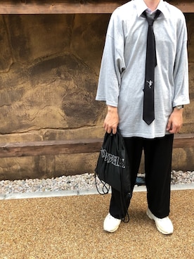 「Gosha Rubchinskiy（ゴーシャラブチンスキー）のアイテム（バッグ）」を使った、たけのこさん（メンズ・172cm）の夏コーディネート