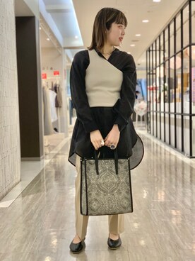 「SENSE OF PLACE by URBAN RESEARCH（センスオブプレイスバイアーバンリサーチ）のスクエアトウセンターシームフラットシューズ（パンプス）」を使った、おにしさん（レディース・148cm）の夏コーディネート