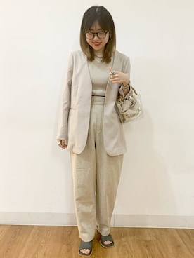 「春めきシューズ」｜「アイテム（ノーカラージャケット）」を使った、おにしさん（レディース・150cm）の春コーディネート