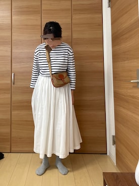 「POOL（プール）のアイテム」を使った、shioriさん（レディース・160cm）の春コーディネート