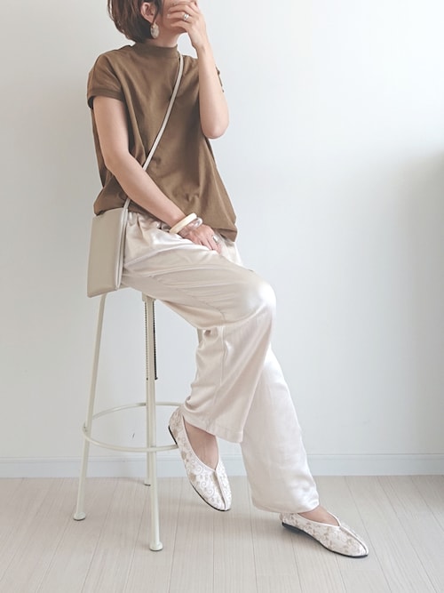 ����������������́u�i�b�j�v���g�����R�[�f�B�l�[�g