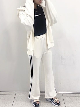 「Heather（ヘザー）のアイテム（パーカー）」を使った、mayaさん（レディース・160cm）の夏コーディネート