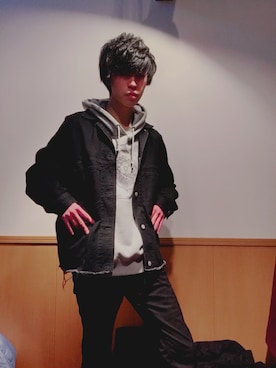 「HAMNETT（ハムネット）のアイテム（ジャケット/アウター）」を使った、やまーさんさん（メンズ・177cm）の冬コーディネート