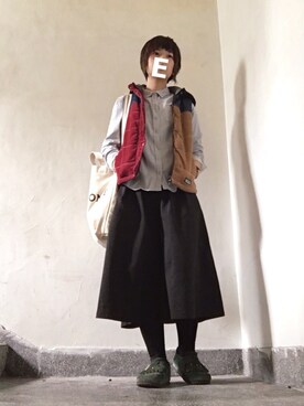「MANASTASH（マナスタッシュ）のアイテム（ダウンベスト）」を使った、Eveさん（レディース・160cm）の春コーディネート