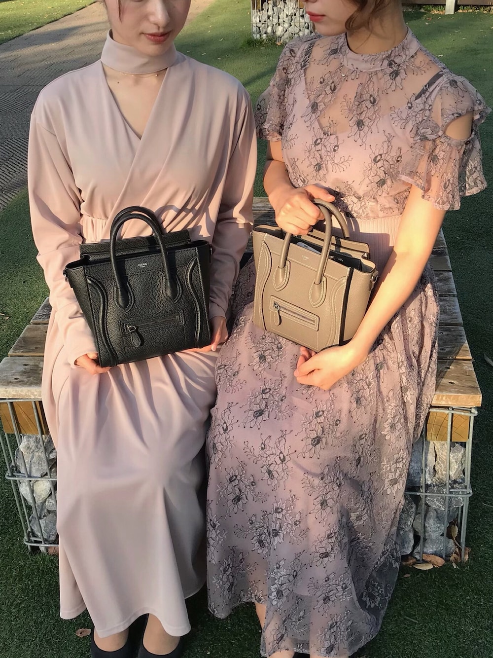 「オトナ女子、ドレス、姉妹コーデ、セリーヌ、ラゲージ」｜「SNIDELのアイテム（ドレス、ピンク系）」を使った、Mさん（レディース・158cm）の秋コーディネートの1枚目の写真