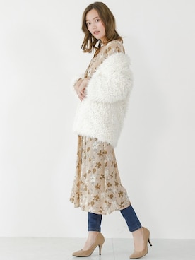 「アイテム（ノーカラージャケット、ホワイト系）」を使った、SocialGIRLさん（レディース・167cm）の秋コーディネート