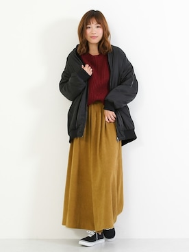 「アイテム（パンツ、イエロー系）」を使った、SocialGIRLさん（レディース・167cm）の秋コーディネート