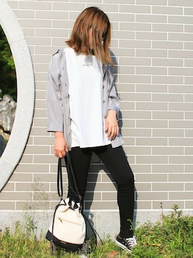 「アイテム（トップス、ベージュ系）」を使った、SocialGIRLさん（レディース・160cm）の夏コーディネート