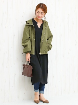 「アイテム（マウンテンパーカー）」を使った、SocialGIRLさん（レディース・160cm）の秋コーディネート