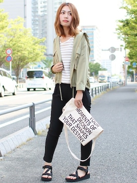 「アイテム（トップス、ベージュ系）」を使った、SocialGIRLさん（レディース・160cm）の秋コーディネート