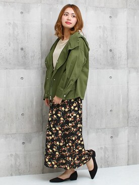 「リブニット」｜「アイテム（マウンテンパーカー）」を使った、SocialGIRLさん（レディース・160cm）の秋コーディネート