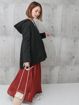 「プリーツ」｜「アイテム（その他アウター）」を使った、SocialGIRLさん（レディース・160cm）の秋コーディネート