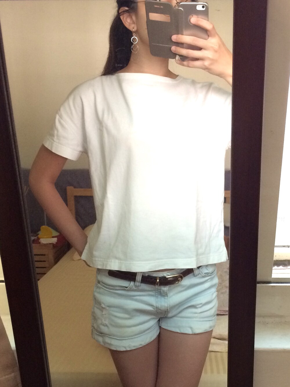 「denim、moshi」｜「Geziquのアイテム（ピアス（両耳用）、シルバー系）」を使った、MZ さん（レディース・160cm）の秋コーディネートの1枚目の写真