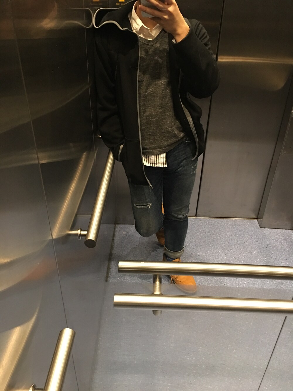 「working style、3LAYER」｜「no brandのアイテム（シャツ/ブラウス、ホワイト系）」を使った、ClaoLさん（メンズ・175cm）の春コーディネートの1枚目の写真