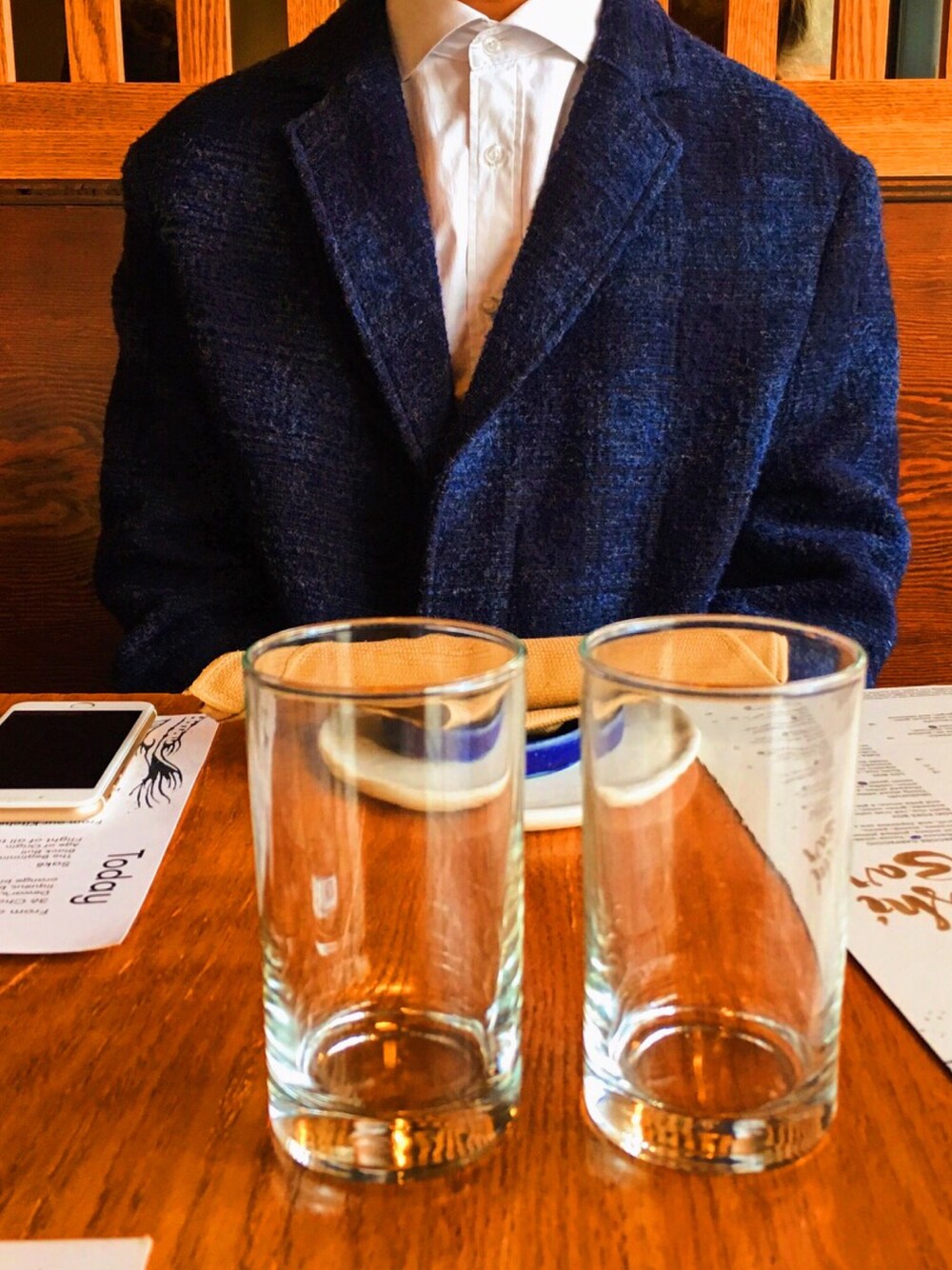 「ZARAのアイテム（スーツジャケット、ブルー系）」を使った、leonwuさん（メンズ・175cm）の冬コーディネートの1枚目の写真