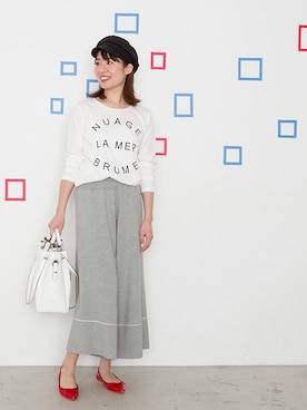 「NATURAL BEAUTY BASIC（ナチュラルビューティーベーシック）のアイテム（Tシャツ/カットソー）」を使った、NBB STAFF17さん（レディース・160cm）の冬コーディネート