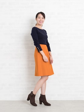「アイテム（スカート、オレンジ系）」を使った、NBB STAFF17さん（レディース・160cm）の秋コーディネート