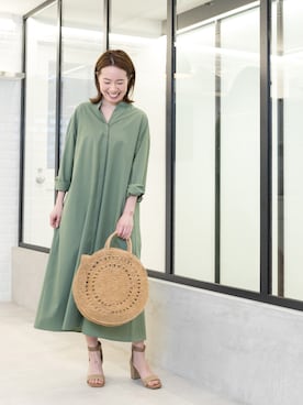 「NATURAL BEAUTY BASIC（ナチュラルビューティーベーシック）のアイテム（シャツワンピース）」を使った、NBB STAFF17さん（レディース・160cm）の春コーディネート