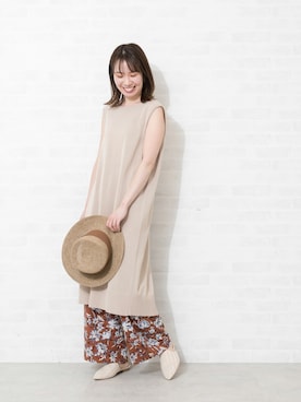 「アイテム（タンクトップ）」を使った、NBB STAFF17さん（レディース・160cm）の春コーディネート