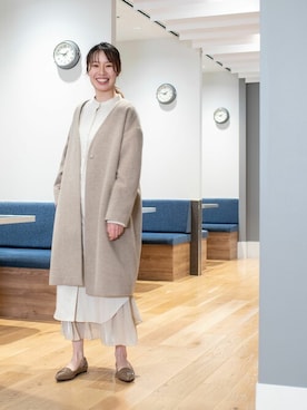 「NATURAL BEAUTY BASIC（ナチュラルビューティーベーシック）のアイテム（ステンカラーコート）」を使った、NBB STAFF17さん（レディース・160cm）の秋コーディネート
