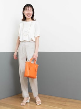 「アイテム（トートバッグ、オレンジ系）」を使った、NBB STAFF17さん（レディース・160cm）の春コーディネート