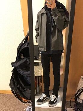 「アイテム（マフラー）」を使った、RAYさん（メンズ・165cm）の冬コーディネート