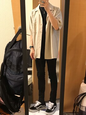 「UNIQLO（ユニクロ）のWOMEN ウルトラストレッチジーンズ（デニムパンツ）」を使った、RAYさん（メンズ・165cm）の春コーディネート