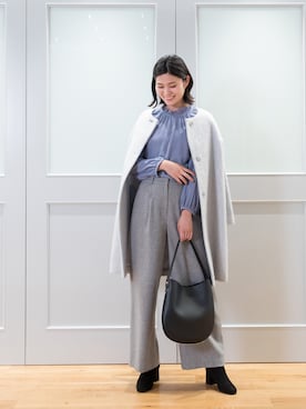 「NATURAL BEAUTY BASIC（ナチュラルビューティーベーシック）のアイテム（ステンカラーコート）」を使った、NBB STAFF16さん（レディース・166cm）の秋コーディネート