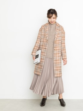「NATURAL BEAUTY BASIC（ナチュラルビューティーベーシック）のアイテム（ステンカラーコート）」を使った、NBB STAFF16さん（レディース・165cm）の秋コーディネート