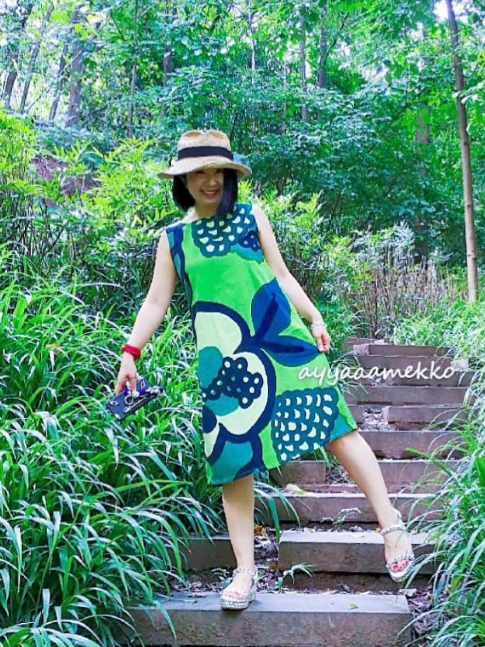 「marimekko、マリメッコ、ayamekkoDIY、マリメッコワンピース、ワンピース、Christian Louboutin、クリスチャンルブタン、ルブタン」｜「Christian LouboutinのChristian Louboutin Cataclou 60 Embellished Suede and Leather Wedge Sandals（その他シューズ、ブラック系）」を使った、ayyaaamekkoさん（レディース・150cm）の夏コーディネートの1枚目の写真