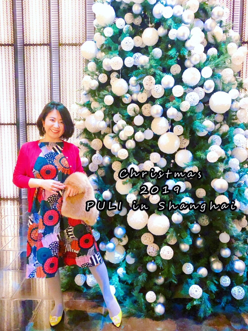 「クリスマスコーデ、ユニクロマリメッコ、SIIRTOLAPUUTARHA、シールトラプータルハ、UNIQLO、ユニクロ、marimekko、マリメッコ、クリスマス2019は上海旅行へ、shanghai」｜「Manolo BlahnikのManolo Blahnik Hangisi Flat (Women)（シューズ、イエロー系）」を使った、ayyaaamekkoさん（レディース・150cm）の夏コーディネートの1枚目の写真