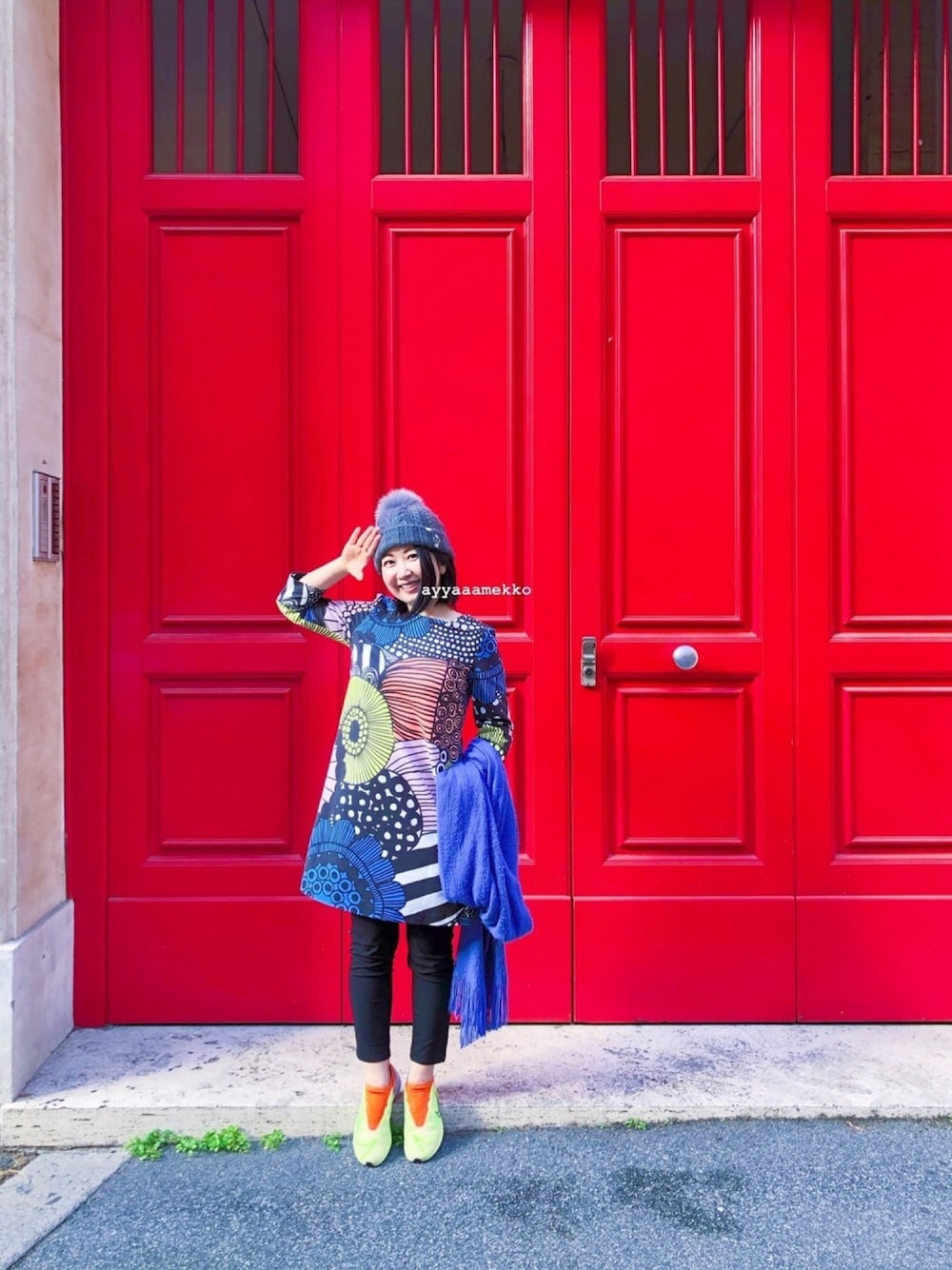 「marimekko、マリメッコ、マリメッコワンピース、春節2020はイタリア旅行へ」｜「NIKEのアイテム（スニーカー、イエロー系）」を使った、ayyaaamekkoさん（レディース・150cm）の夏コーディネートの1枚目の写真