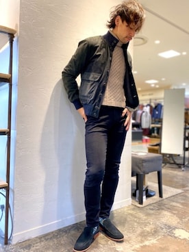 「アイテム（スリッポン）」を使った、matsudaさん（メンズ・175cm）の秋コーディネート