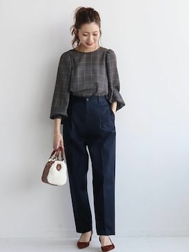 「袖ボリューム」｜「アイテム（チノパンツ）」を使った、Moeriさん（レディース・160cm）の秋コーディネート